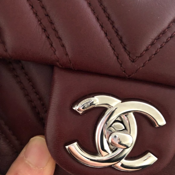 Chanel chevron flap - Picture 14 of 14